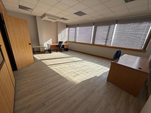 Oficina en alquiler en Polígono Argales, Valladolid