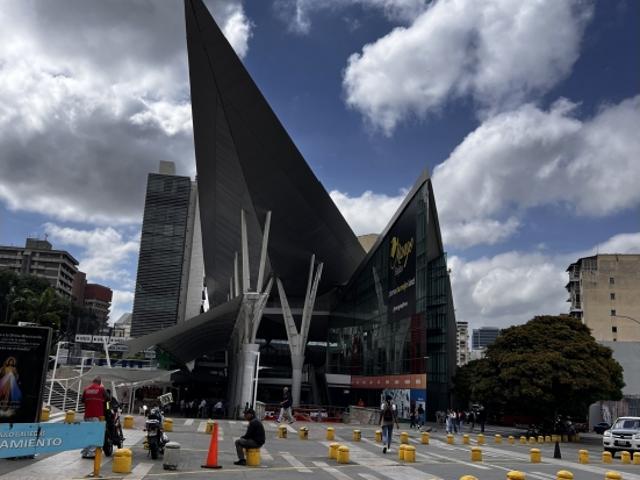 Oficina en alquiler en Leoncio Martínez, Miranda