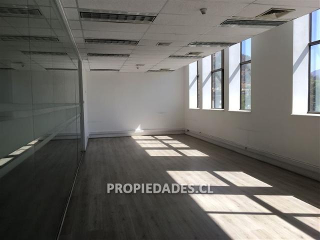 Oficina en Arriendo en Av. Santa María / Calle del Arzobispo