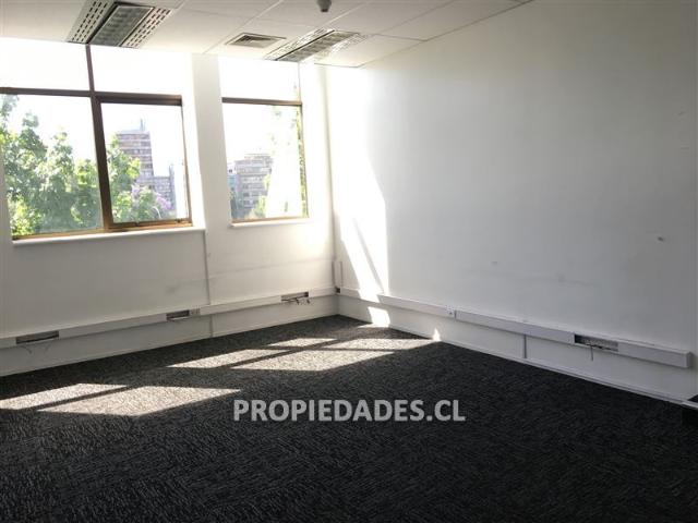 Oficina en Arriendo en Av. Santa María / Calle del Arzobispo