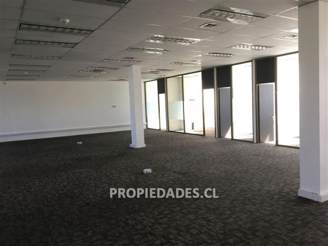 Oficina en Arriendo en Av. Santa María / Calle del Arzobispo