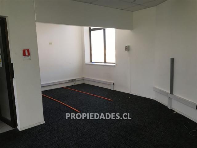 Oficina en Arriendo en Av. Santa María / Calle del Arzobispo