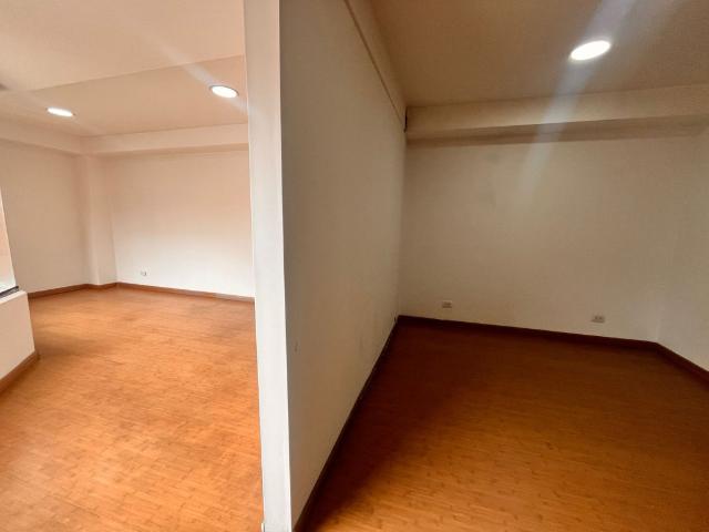 Oficina En Arriendo En Bogota En Antiguo Country A143326