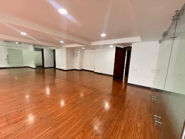 Oficina En Arriendo En Bogota En Antiguo Country A143327