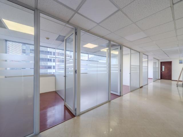 Oficina En Arriendo En Bogota En Barrancas A217607