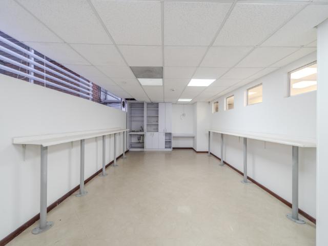Oficina En Arriendo En Bogota En Barrancas A217607