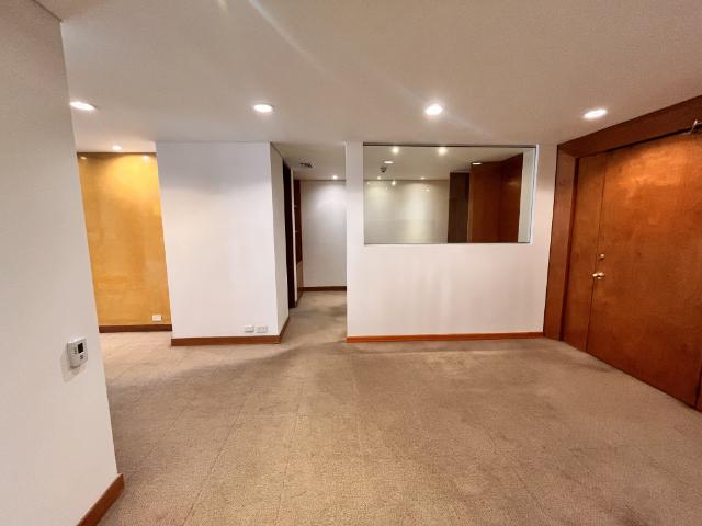 Oficina En Arriendo En Bogota En Chico Norte Iii A270329
