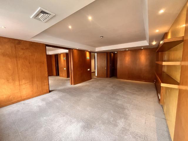 Oficina En Arriendo En Bogota En Chico Norte Iii A270329