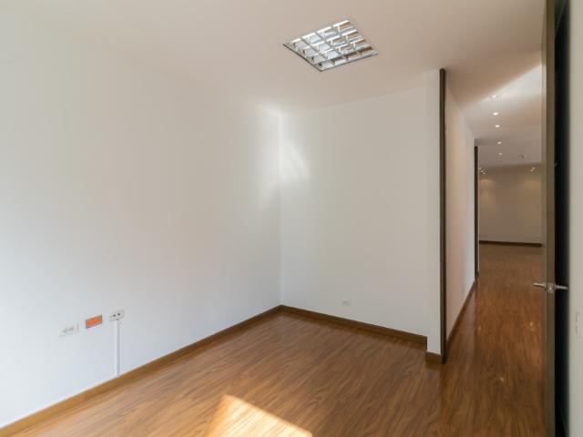 Oficina En Arriendo En Bogota En Chico Reservado A256219