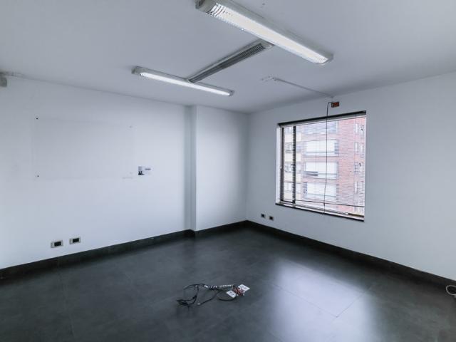 Oficina En Arriendo En Bogota En El Retiro A123006