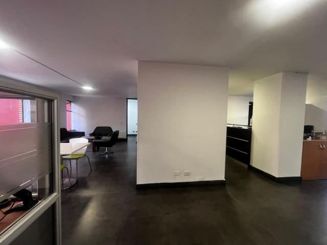 Oficina En Arriendo En Bogota En El Retiro A123006