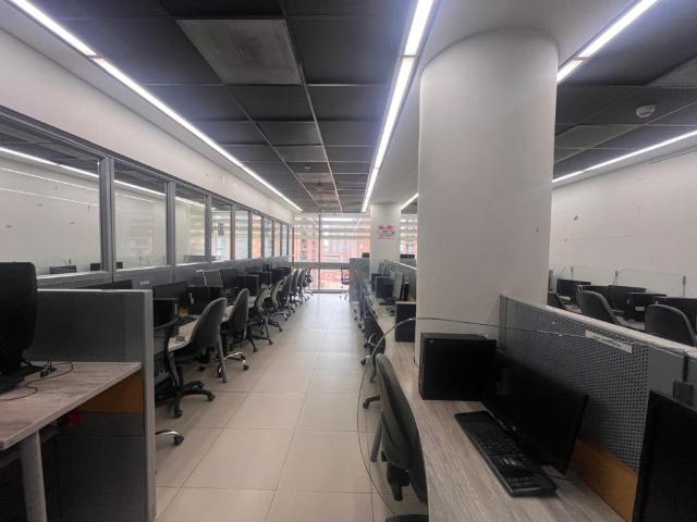 Oficina En Arriendo En Bogota En Pontevedra A228447