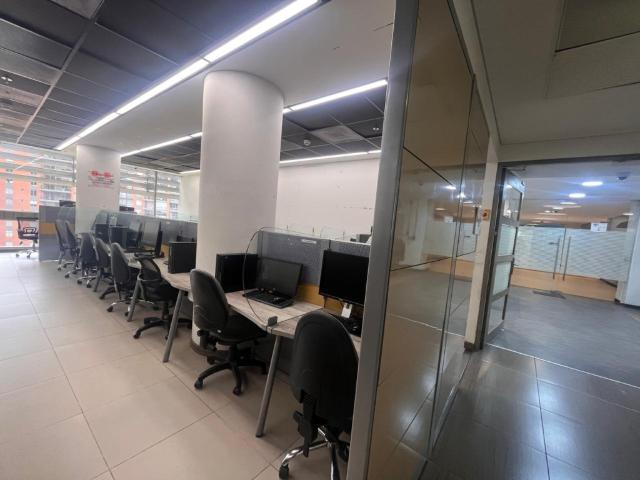 Oficina En Arriendo En Bogota En Pontevedra A228447