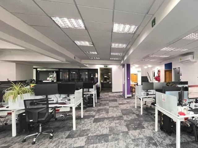 Oficina en arriendo en Mazurén, Bogotá