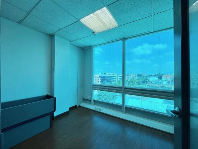 Oficina En Arriendo En Bogota En Santa Barbara Occidental A214249