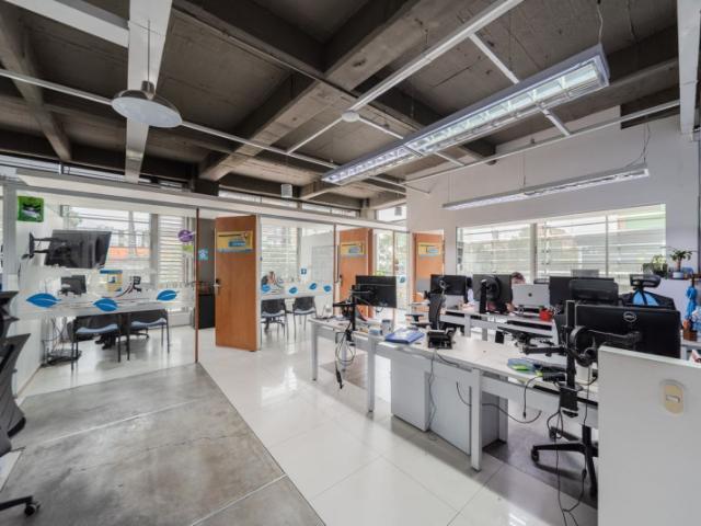 Oficina En Arriendo En Bogota En Santa Paula A229563