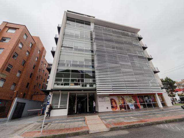 Oficina En Arriendo En Bogota En Santa Paula A229563