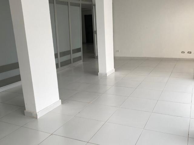 Oficina en arriendo en Bolívar