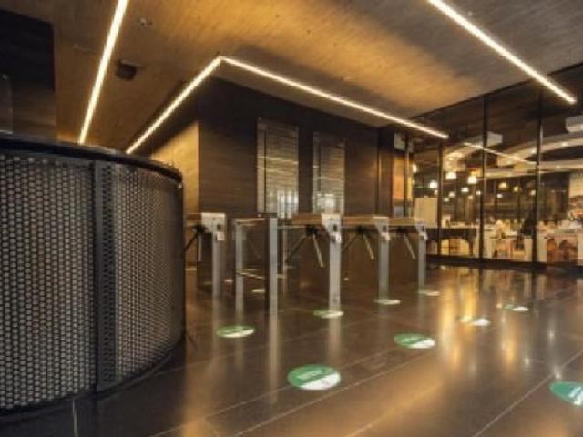 Oficina en Arriendo en Huérfanos con Enrique Mac Iver