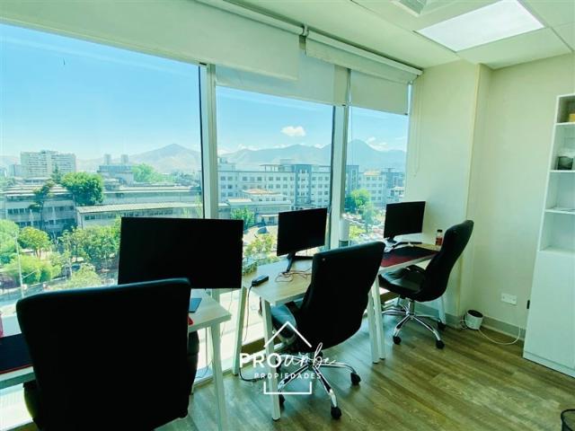 Oficina en Arriendo en Independencia con Santos Dumont