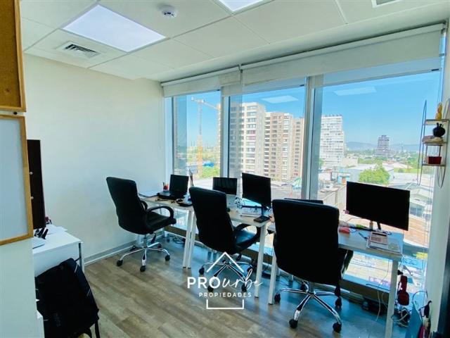 Oficina en Arriendo en Independencia con Santos Dumont