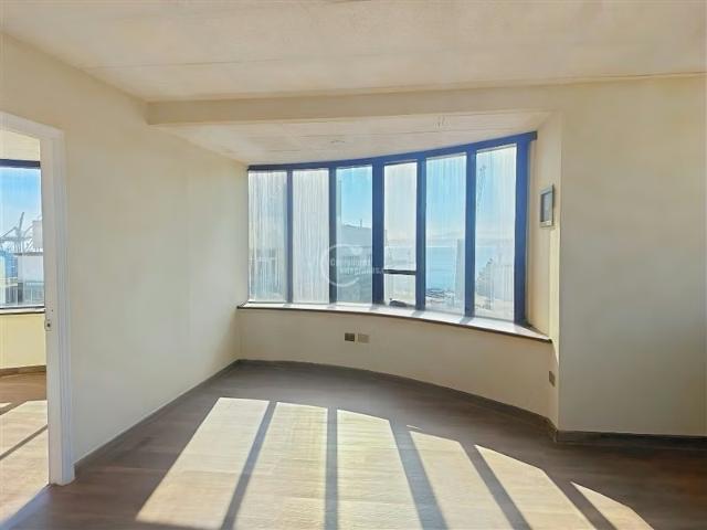 Oficina en arriendo en Valparaíso, Capital, Valparaíso