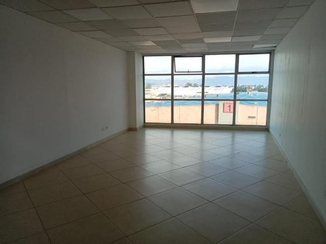 Oficina En Arriendo En Cota En Siberia Via La Vega El Rosal A111046