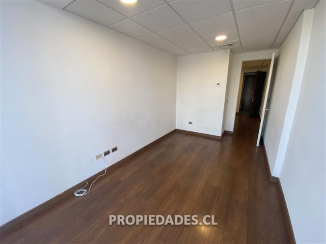 Oficina en Arriendo en Lo Fontecilla con Avda. Las Condes