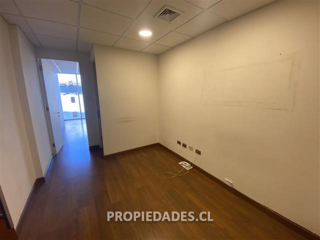 Oficina en Arriendo en Lo Fontecilla con Avda. Las Condes