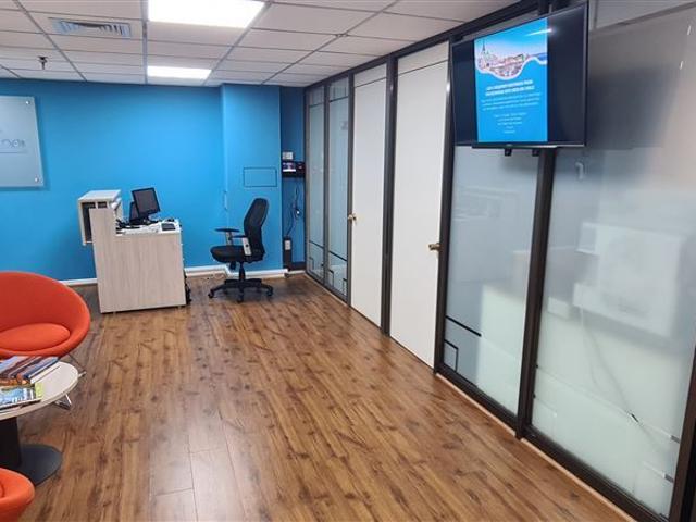 Oficina en Arriendo en Lyon / Costanera, Metro Los Leones