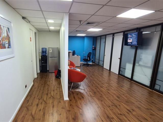 Oficina en Arriendo en Lyon / Costanera, Metro Los Leones