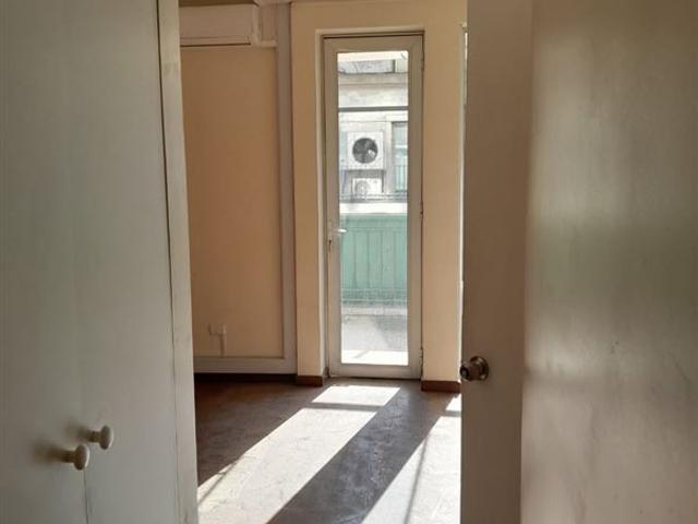 Oficina en Arriendo en matias cousiño con moneda