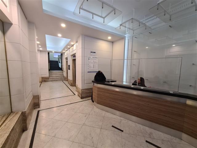 Oficina en Arriendo en Metro Moneda o U. de Chile