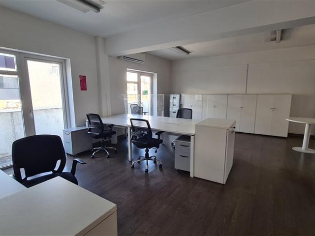 Oficina en Arriendo en Metro Moneda o U. de Chile