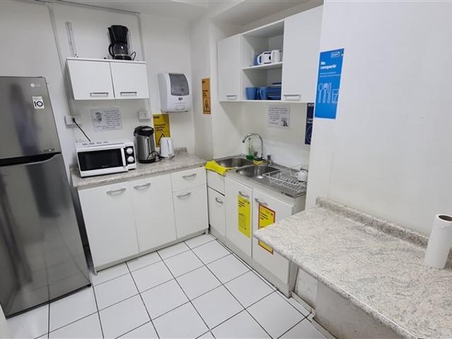 Oficina en Arriendo en Metro Moneda o U. de Chile