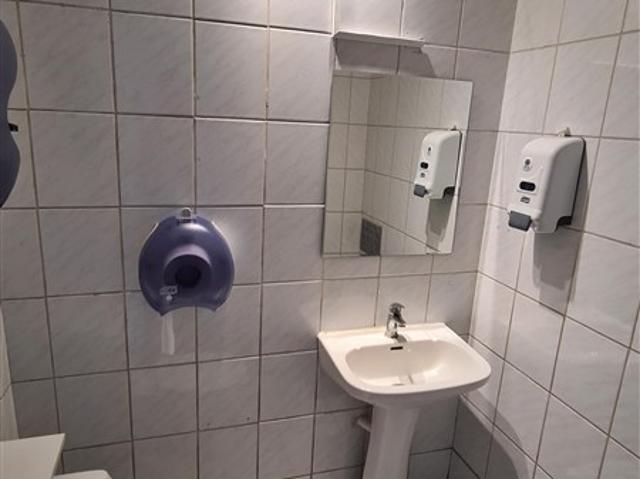 Oficina en Arriendo en Metro Moneda o U. de Chile