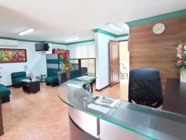Oficina en arriendo en La Emilia, Palmira