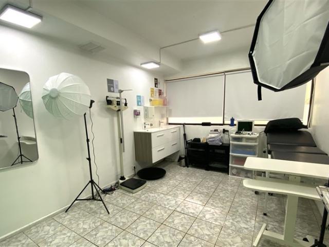 Oficina en Arriendo en Pérez Valenzuela con Antonio Bellet