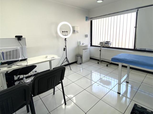 Oficina en Arriendo en Pérez Valenzuela con Antonio Bellet