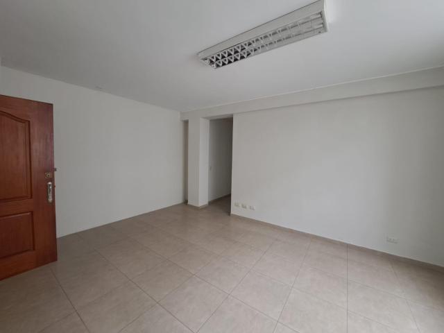 Oficina venta en Rinconada, Lima Metropolitana