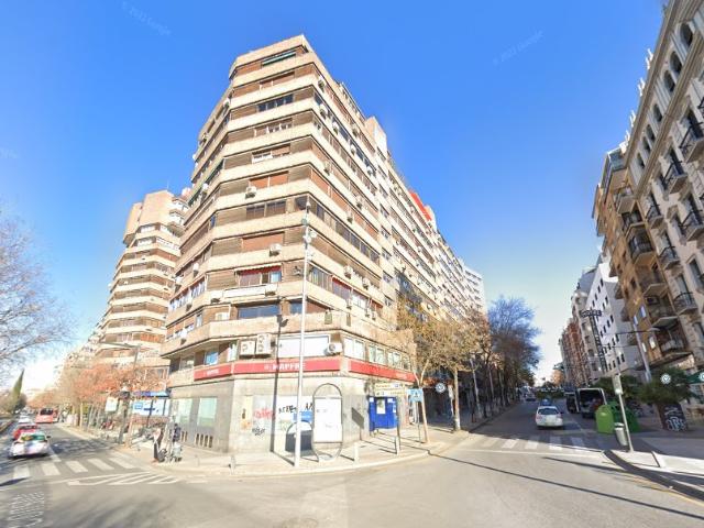 Oficina en venta en Granada
