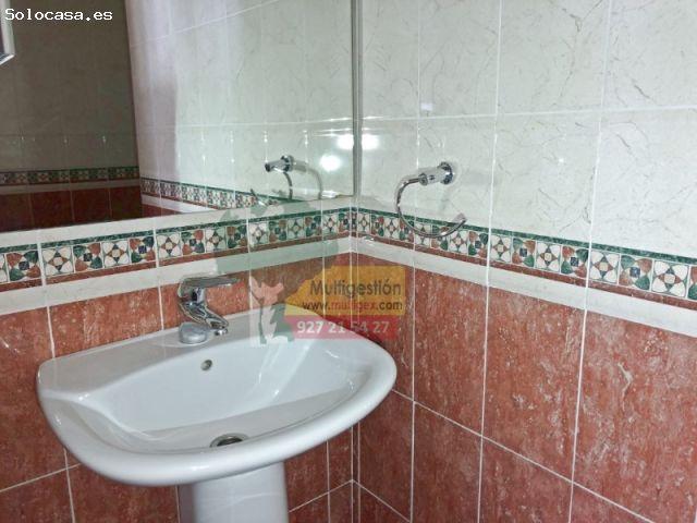 Oficina en venta en Reyes Huertas, Cáceres