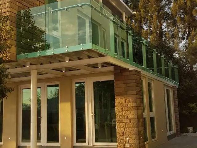 Oficina en arriendo en Los Ingleses, Colina
