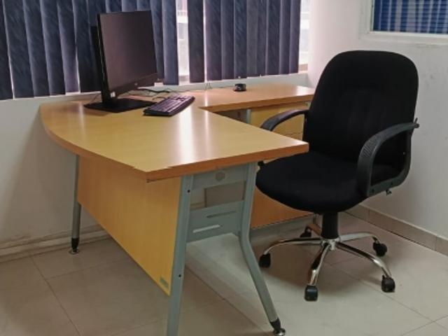 Oficina en alquiler en Girardot, Aragua