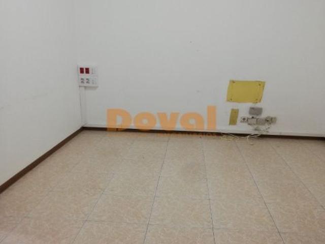 Local Comercial en alquiler en O Porriño, Vigo