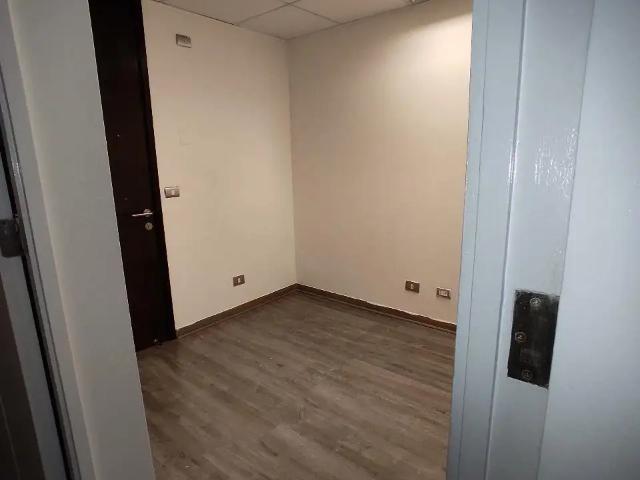 Oficina en arriendo en Estación Central, Metropolitana