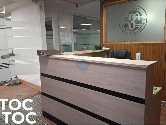 Oficina en venta en La Cisterna, Metropolitana