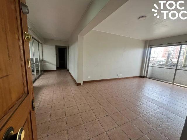 Oficina en venta en La Cisterna, Metropolitana
