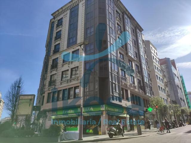 Oficina en venta en Lavadores, Vigo