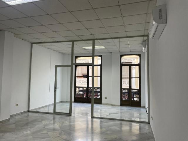 Oficina en alquiler en Distrito Centro, Córdoba